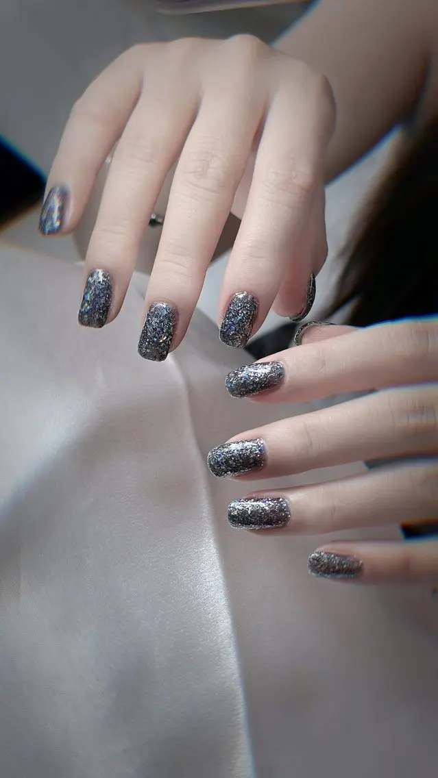 ネイル フレンチネイル ジェルネイル ガラスフレンチ 韓国ネイル マグネットネイル ハンドネイル Minette nailHuongのネイルデザイン