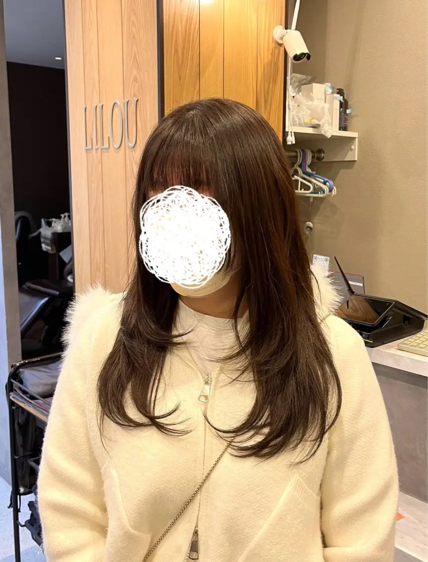 セミロング カラー Mariko /リル川口のヘアスタイル