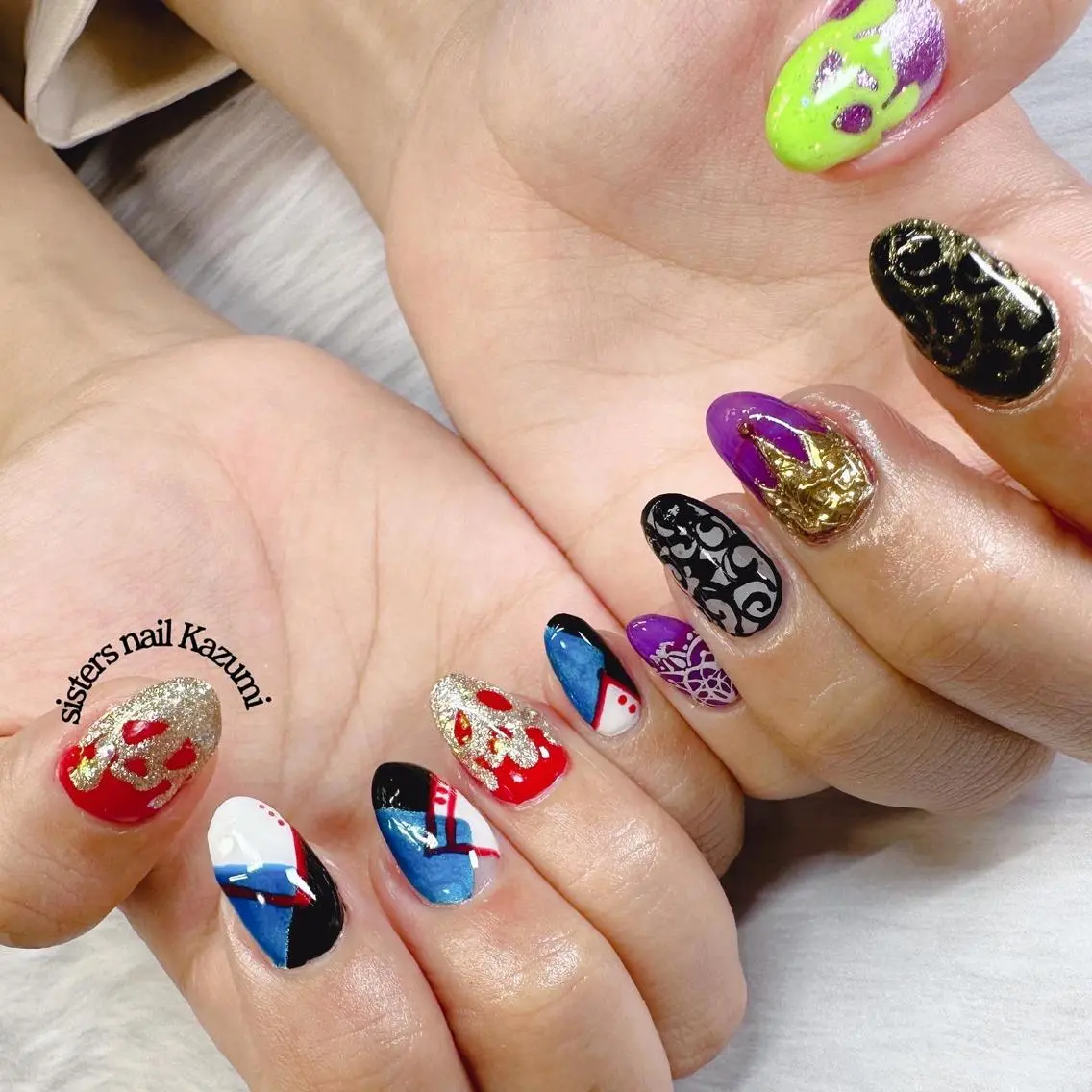 ネイル アートネイル ハロウィン キラキラネイル ラメ(グリッター) sisters nail.fのネイルデザイン