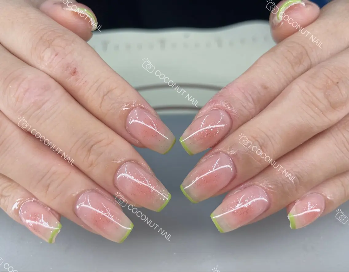 ネイル ハンドネイル 神田 ココナッツのネイルデザイン