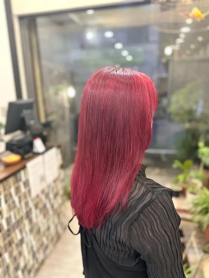 セミロング カラー ヘアカラー トリートメント 村上 滉弥のヘアスタイル