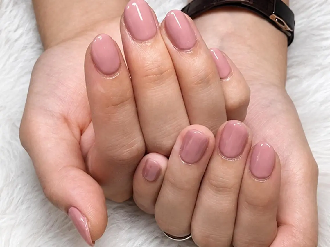 ネイル ワンカラーネイル ピンク ピンクベージュ ハンドネイル Airi. kのネイルデザイン
