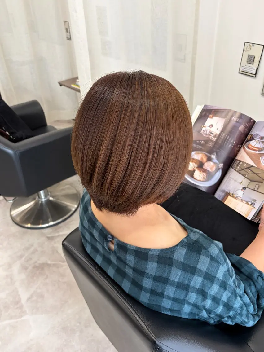 ショート ヘアカラー 小野 真由佳のヘアスタイル