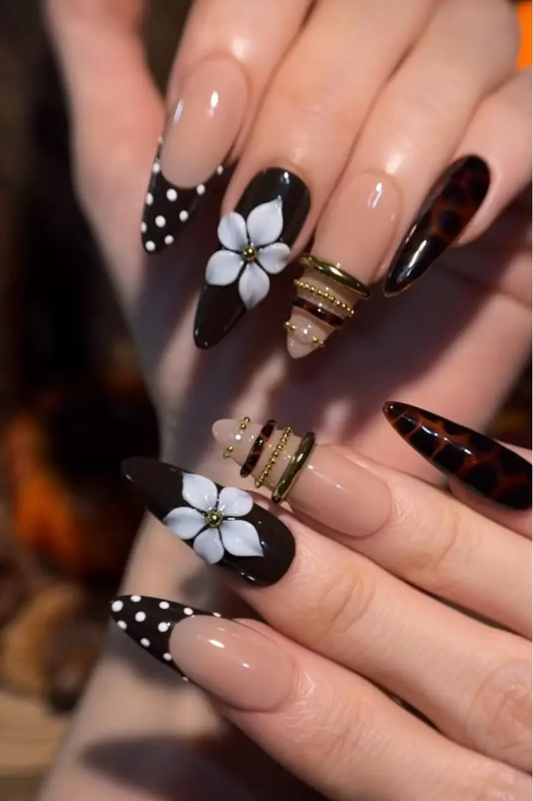 ネイル ハンドネイル NiJi Nailsのネイルデザイン