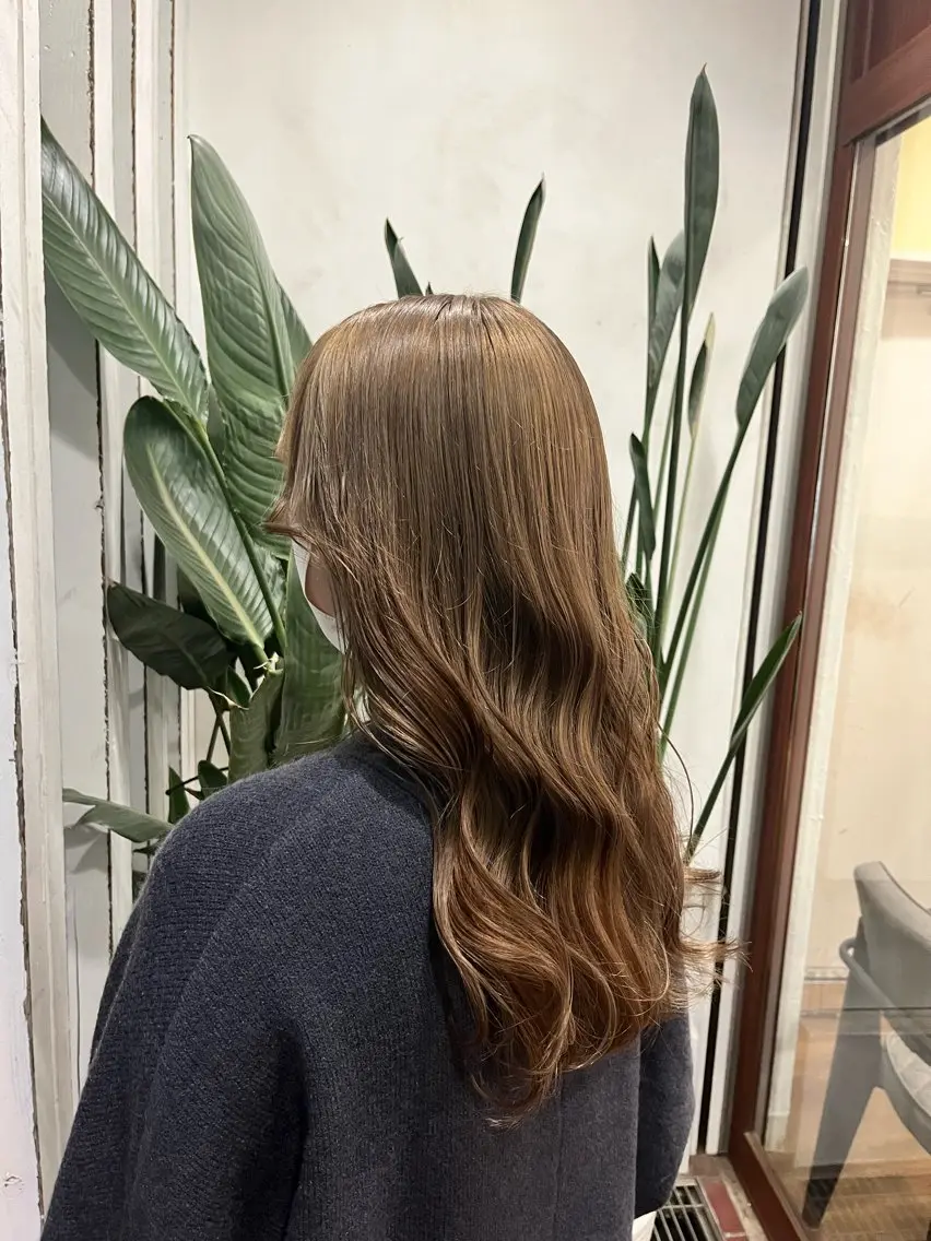 ロング カラー インナーカラー 🫧ハイトーン/ ブリーチ🫧白石航汰のヘアスタイル
