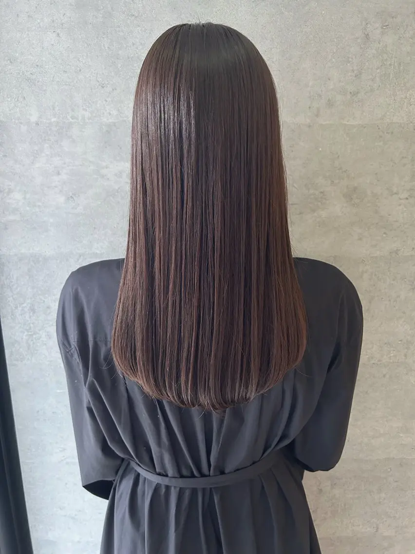 ロング カラー シモウラ アオイのヘアスタイル