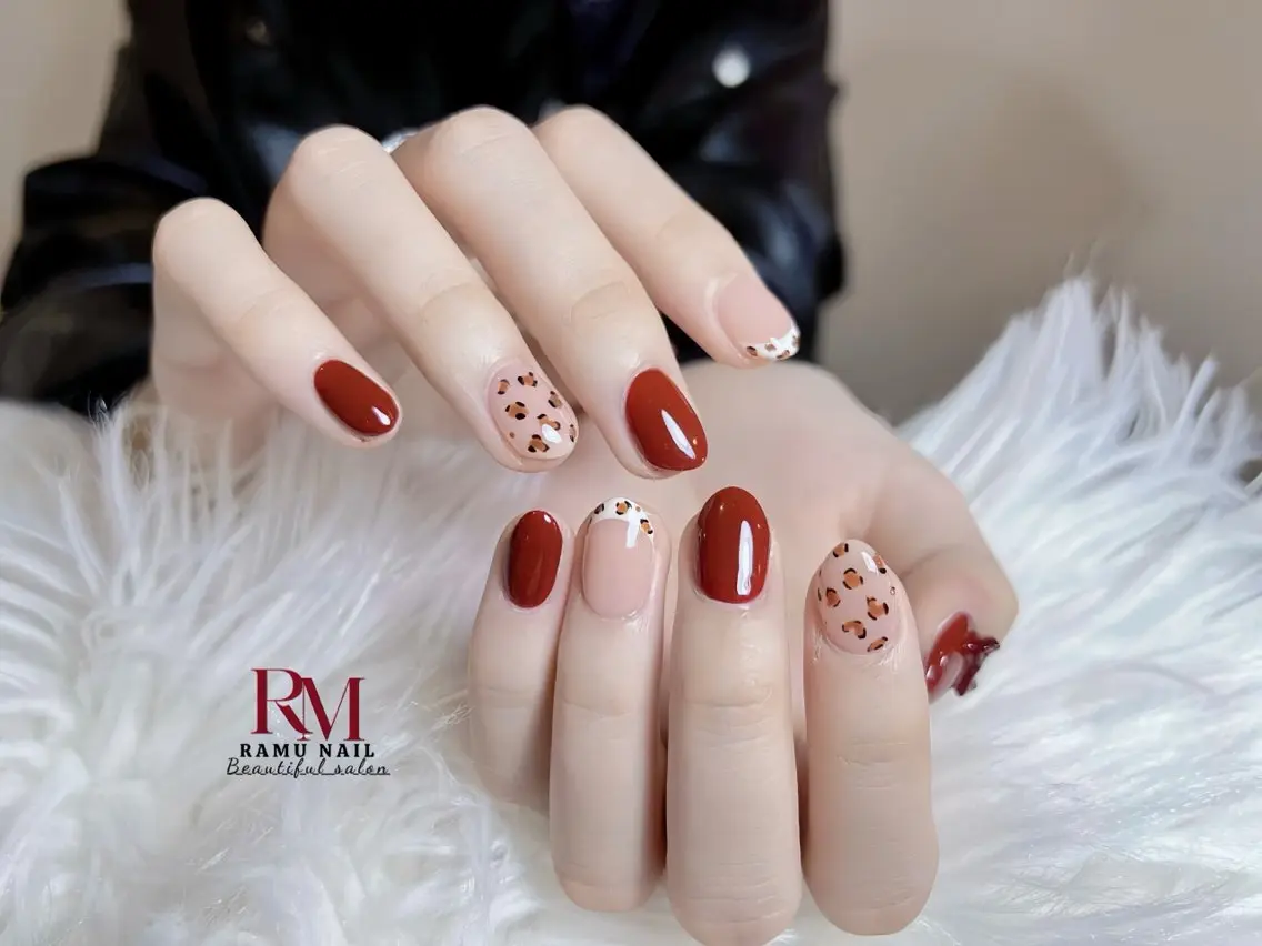 ネイル アートネイル チークネイル 長さ出し フレンチネイル グラデーション ハンドネイル RAMU_Nail 池袋店のネイルデザイン