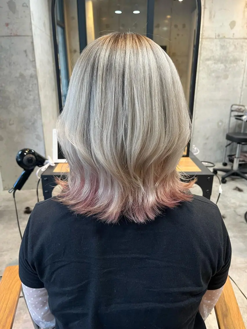 ❤️(業界No.1)カット+FIBREPLEXケアブリーチ+クオルシアカラー+ベーストリートメントの写真