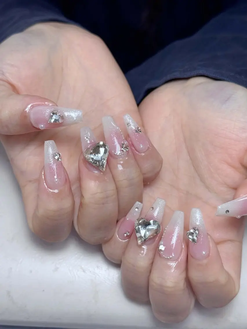 ネイル アニマル柄 ブラウン フットネイル フレンチネイル 韓国ネイル ハンドネイル Lisa Nail Salonのネイルデザイン