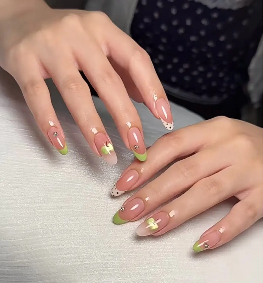 ネイル ハンドネイル Luvia Ginzaのネイルデザイン