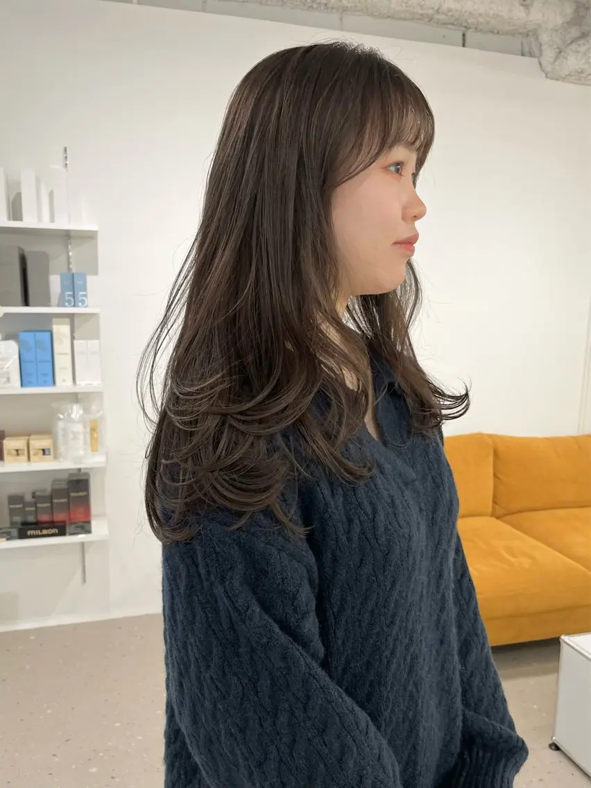 ロング レイヤーカット 箱崎 凪沙のヘアスタイル