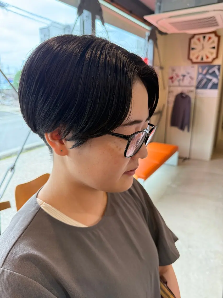 ショート カット 梅田 拓実のヘアスタイル