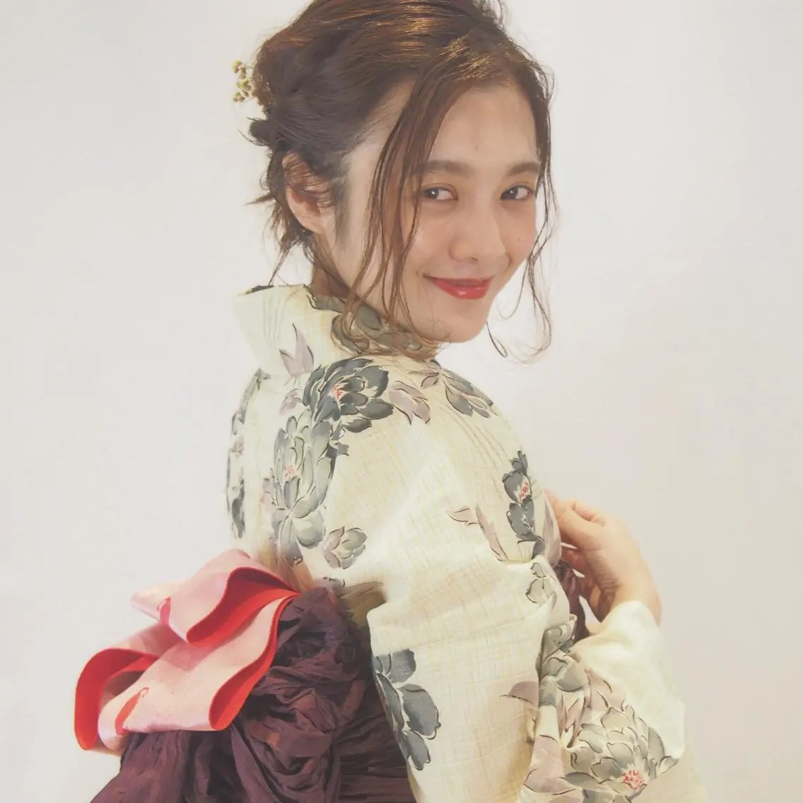 ヘアアレンジ 浴衣 江原 彩華のヘアスタイル