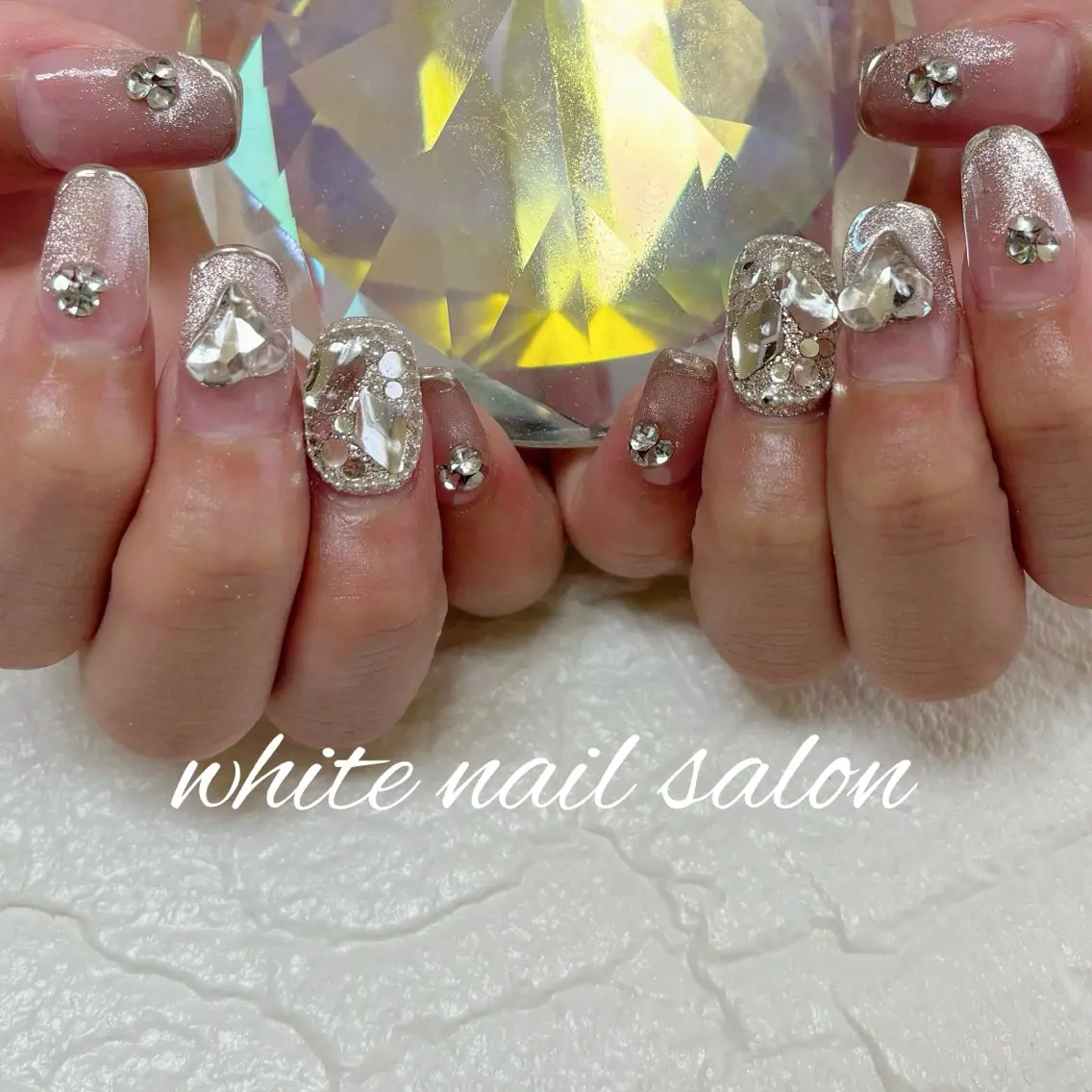 ネイル 長さ出し 持ち込み ホワイト ハンドネイル white nail salonのネイルデザイン