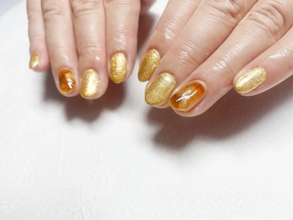 ネイル べっ甲ネイル JULIE NAILのネイルデザイン