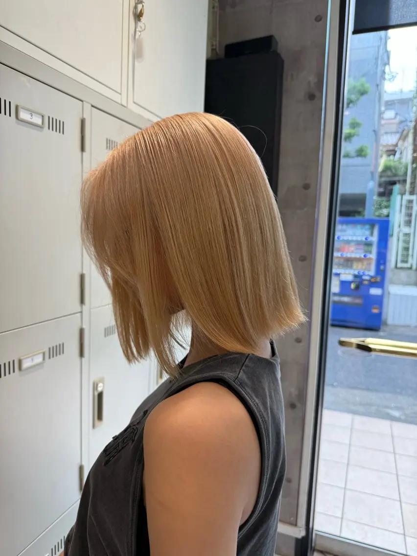 ミディアム カラー ベージュカラー ブリーチ ブロンド ピンクカラー ヘアカラー 【🥀履歴修正🥀】 ハイトーン職人/拓真のヘアスタイル