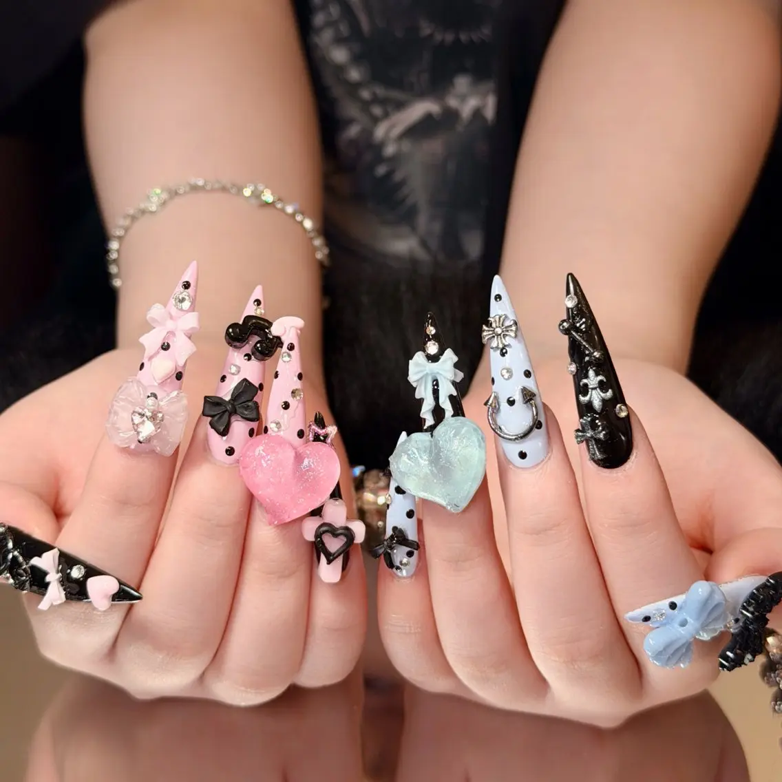 ネイル オーロラネイル 長さ出し フラッシュネイル フレンチネイル ジェルネイル ハンドネイル ハンドケア CiCi NailSalonのネイルデザイン