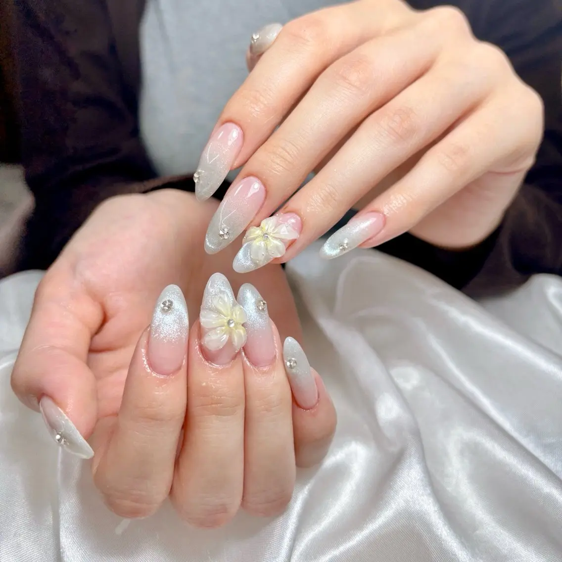 ネイル MOON nailsのネイルデザイン