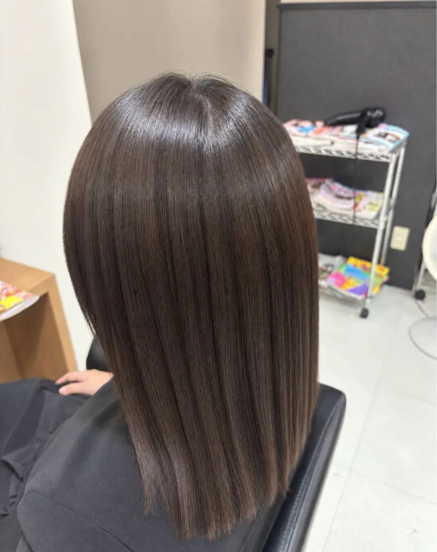セミロング 縮毛矯正 hair's醍醐本店 岡崎春希のヘアスタイル