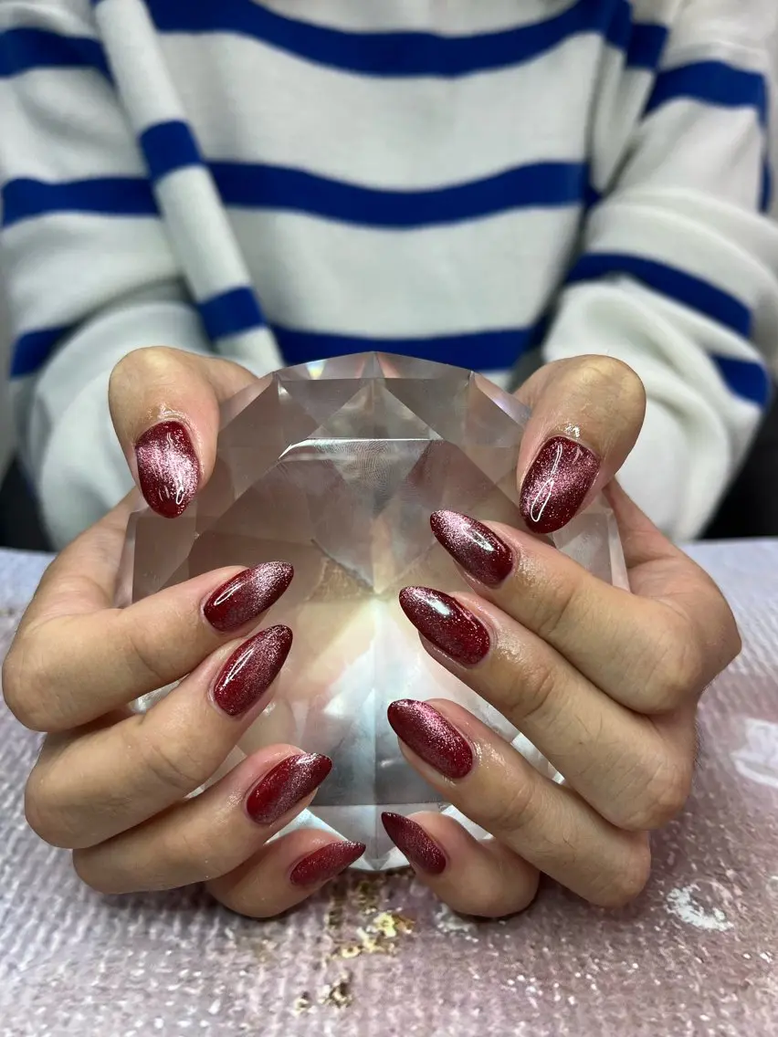 ネイル ボルドー 赤色 BlueDaisy 栄本店のネイルデザイン