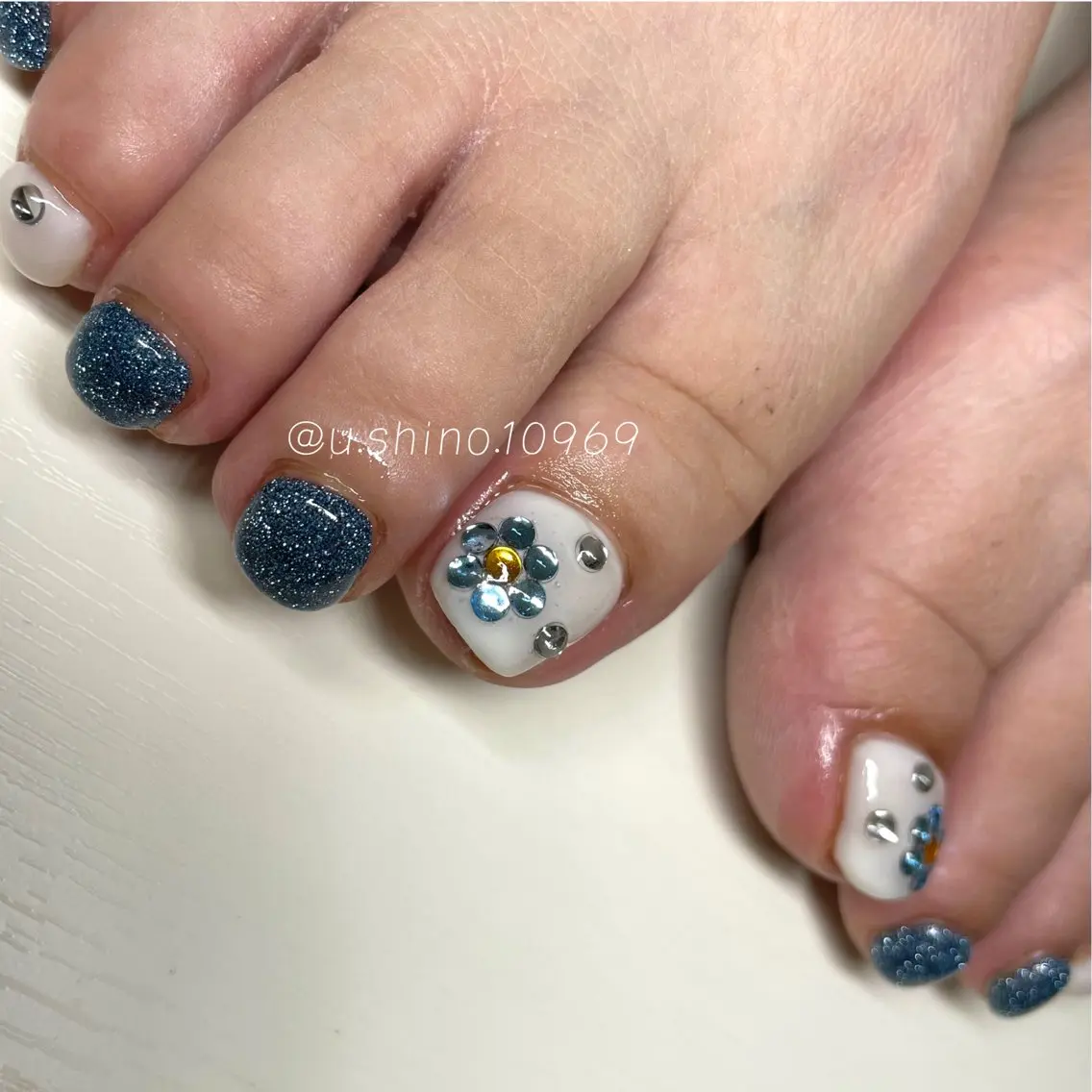 ネイル フットネイル MoonLight SHINOのネイルデザイン