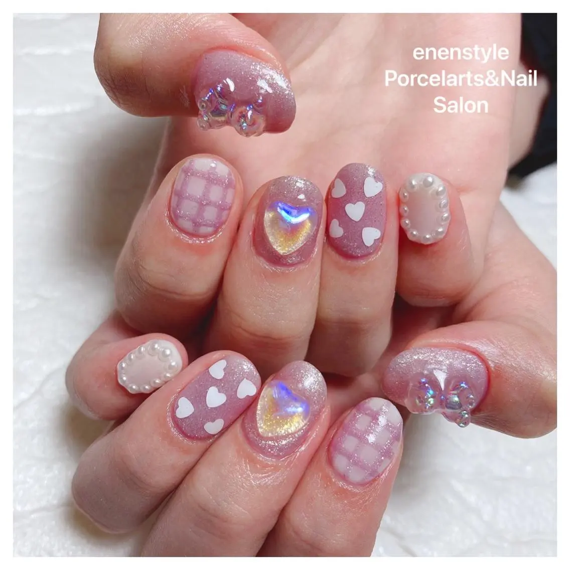ミディアム ネイル 🐾enen style 🐾のネイルデザイン