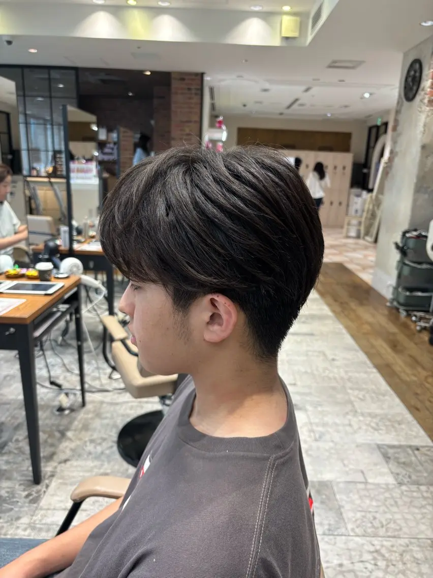 カラー メンズ カット 🎀韓国ヘア🎀 𝓡𝓲𝓷𝓱𝓪のヘアスタイル