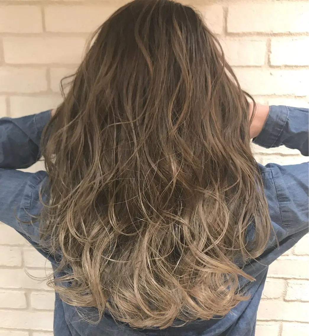カラー ベージュカラー グラデーションカラー ハイライトカラー 外国人風カラー HIRO. ★のヘアスタイル