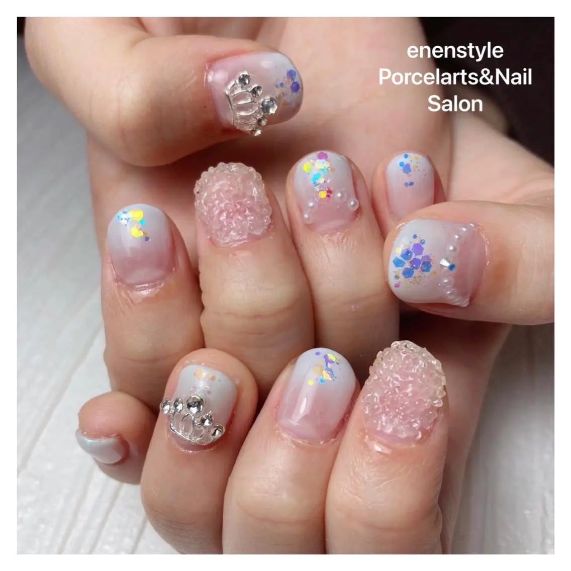 ミディアム ネイル アイブロウ 🐾enen style 🐾のネイルデザイン