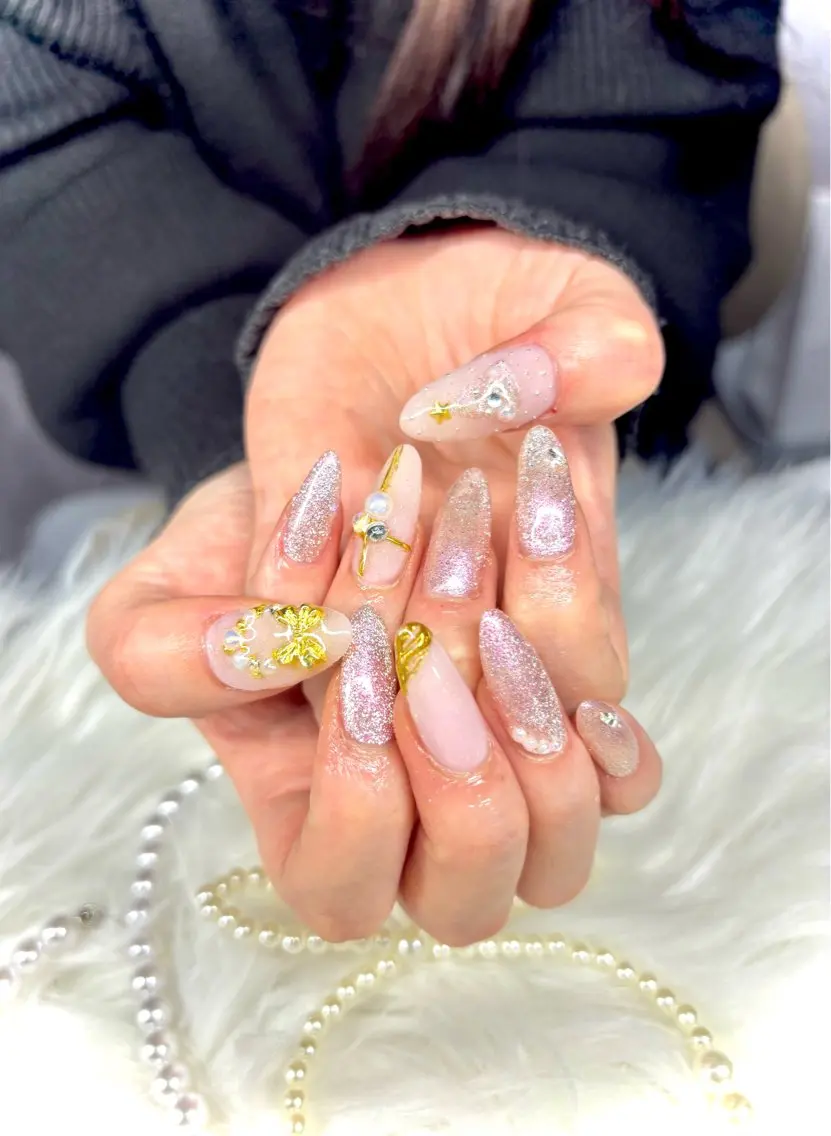 ミディアム ハンドネイル GGhouse narumiのネイルデザイン
