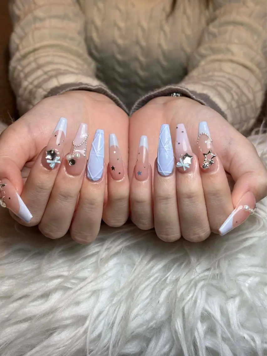 ネイル チークネイル ドット フレンチネイル グラデーション ハート ハンドネイル Julli NailStudioのネイルデザイン