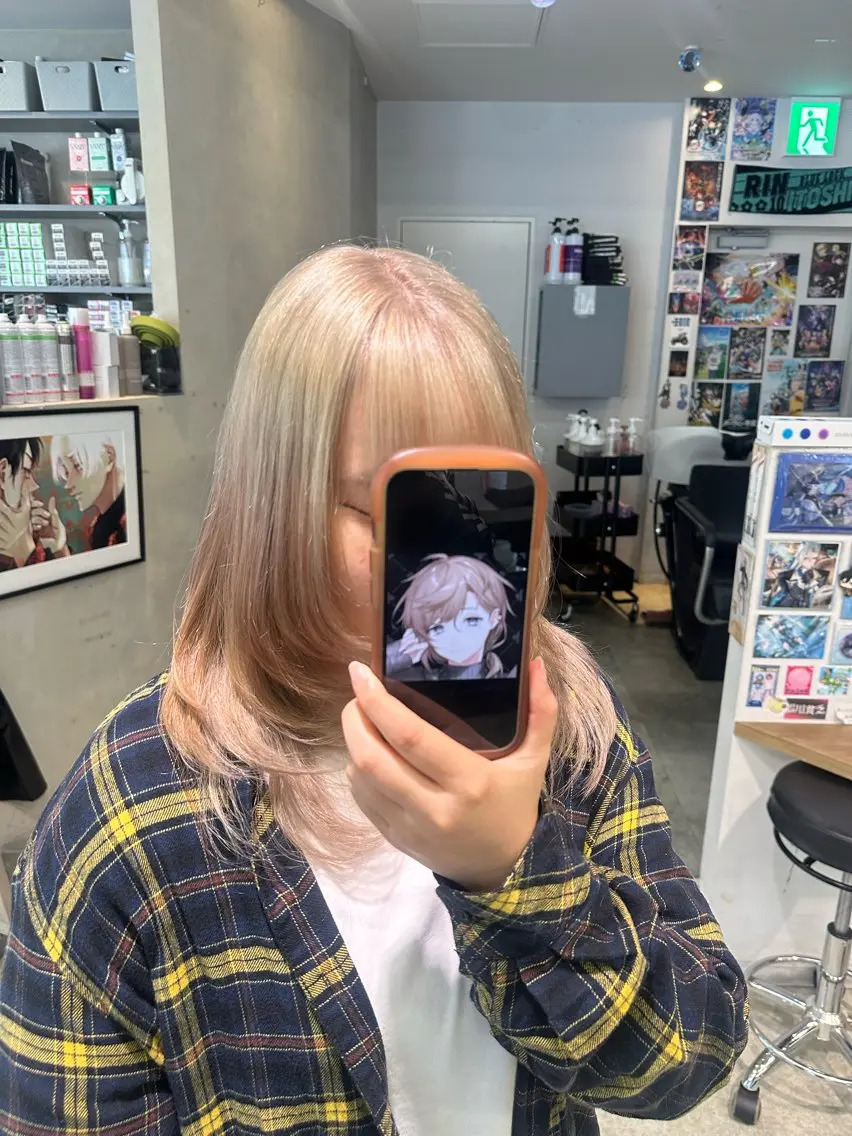 ミディアム カラー ハッシュカット レイヤーカット カット ヘアカラー ウルフカット/デザイ ンカラー/あらげのヘアスタイル