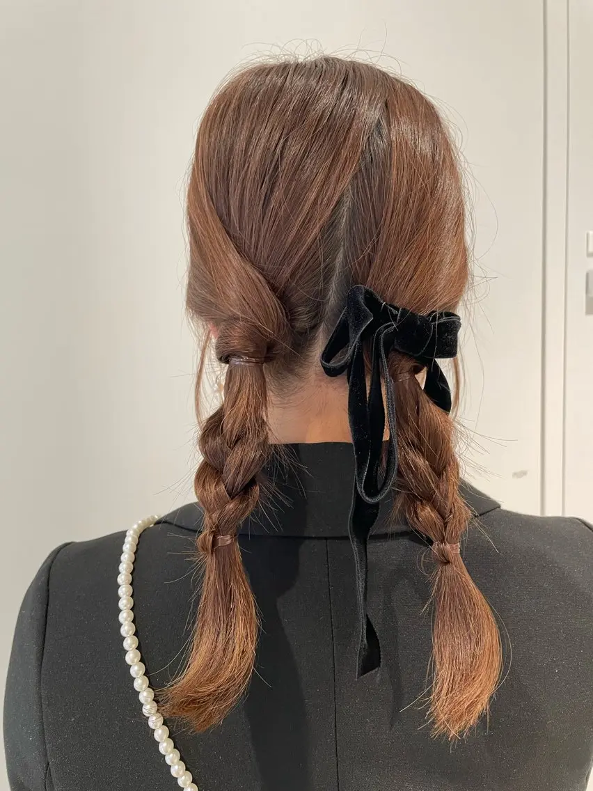 セミロング ヘアアレンジ 🫧Ayumu🫧 透明感カラー/春日のヘアスタイル
