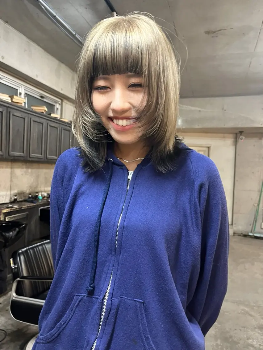 ミディアム カラー カット ヘアカラー トリートメント ハイトーン/顔まわり レイヤー/YUKAのヘアスタイル