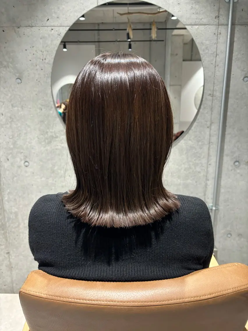 ミディアム 外ハネヘア ヘアカラー トリートメント LOOSE立川 SHIMODA🧸のヘアスタイル