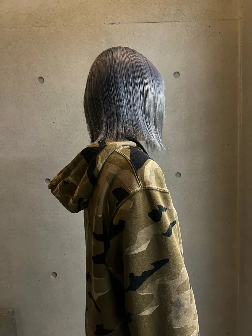 カラー ヘアカラー トリートメント ケアブリーチ特化 ハイトーンカラーのヘアスタイル
