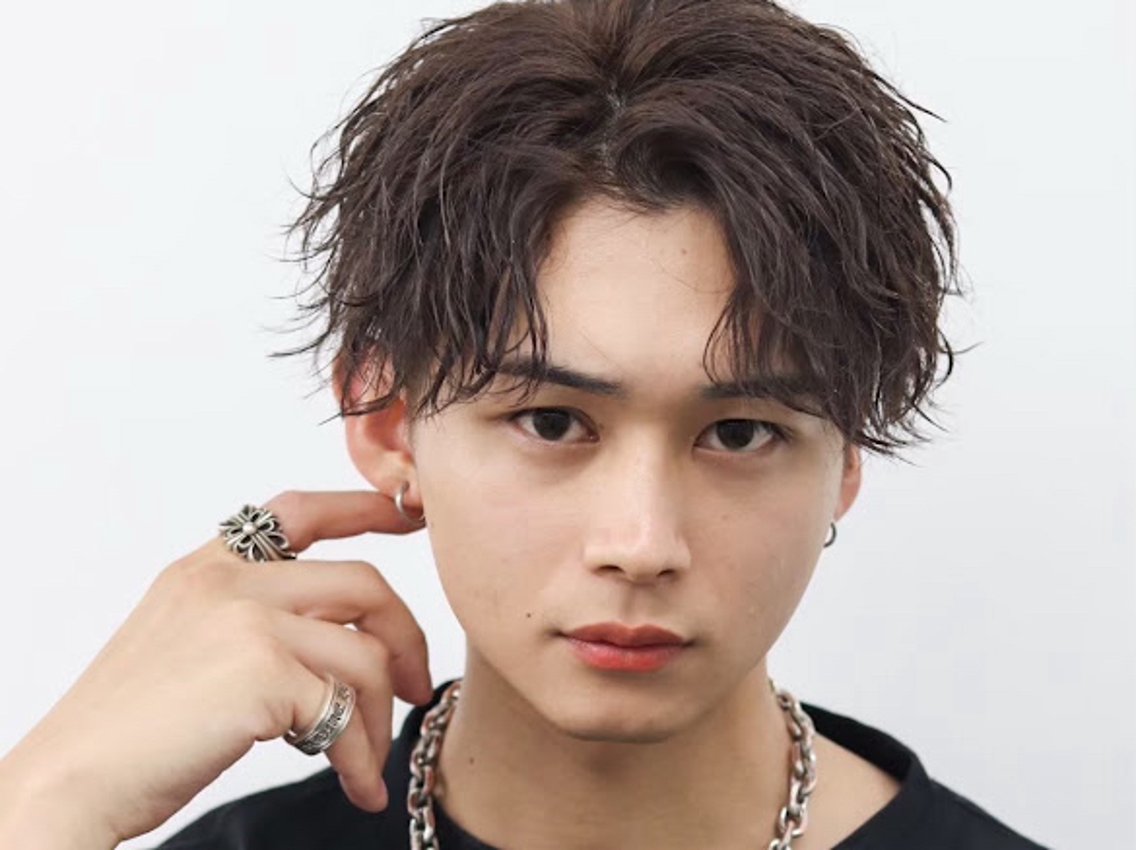 メンズ カット ヘアカラー 柿沼 隆誠のヘアスタイル