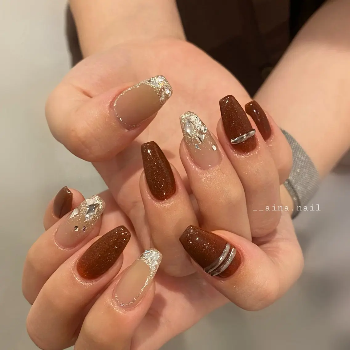ネイル Nailist Ainaのネイルデザイン