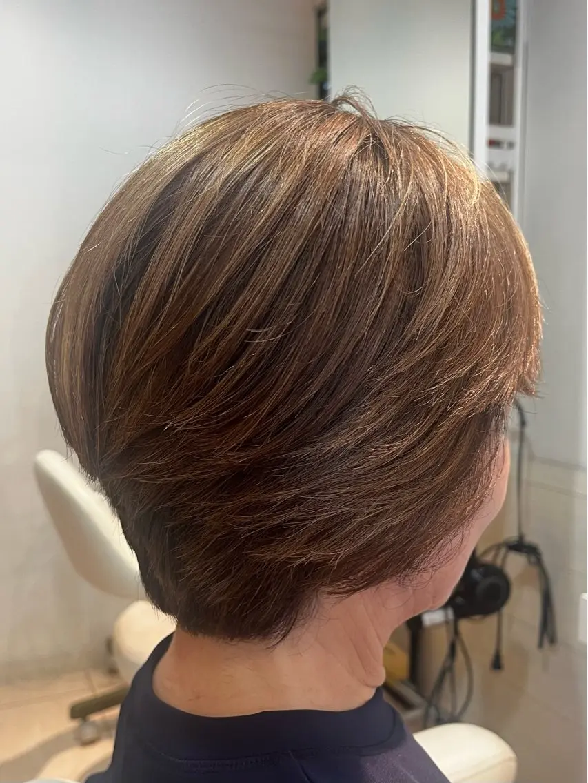 ショート カラー ショートヘア 小顔カット ️ちば🩵JILLE 恵比寿 透明感カラーのヘアスタイル
