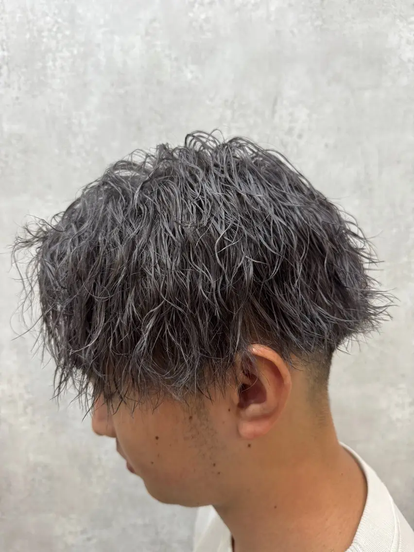 ショート パーマ メンズ カット パーマ 高井 柊のヘアスタイル