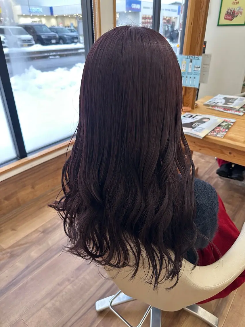 ロング カラー ALL BLue 木間のヘアスタイル