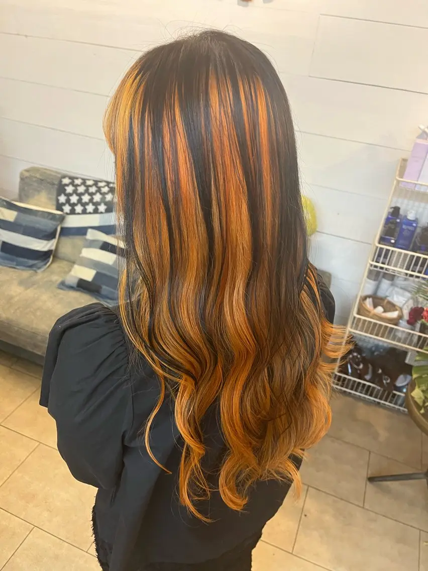 ロング カラー ヘアカラー 上西 花奏の眉毛・アイブロウイメージ