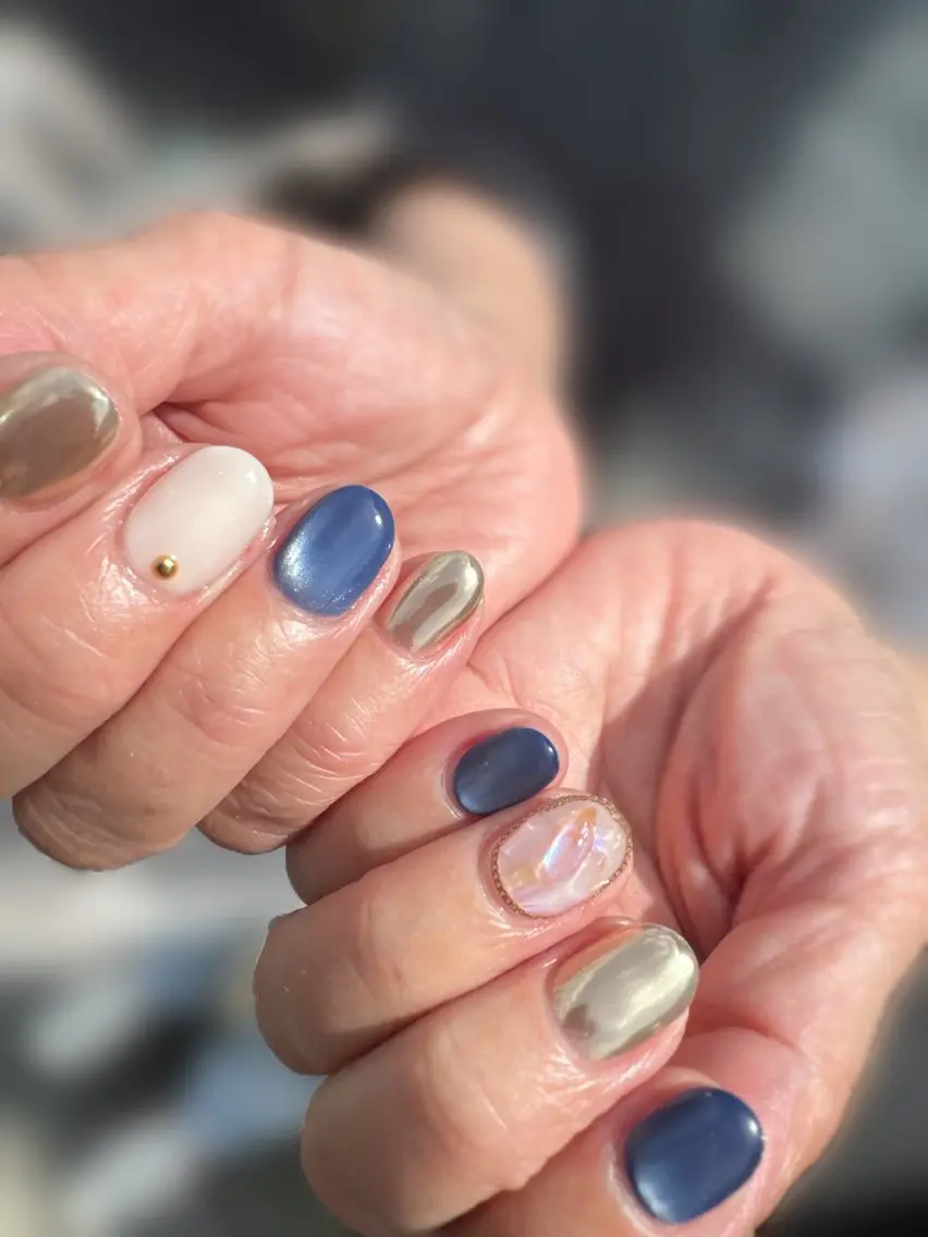 ネイル マグネットネイル ミラーネイル 持ち込み nailsalon urümのネイルデザイン