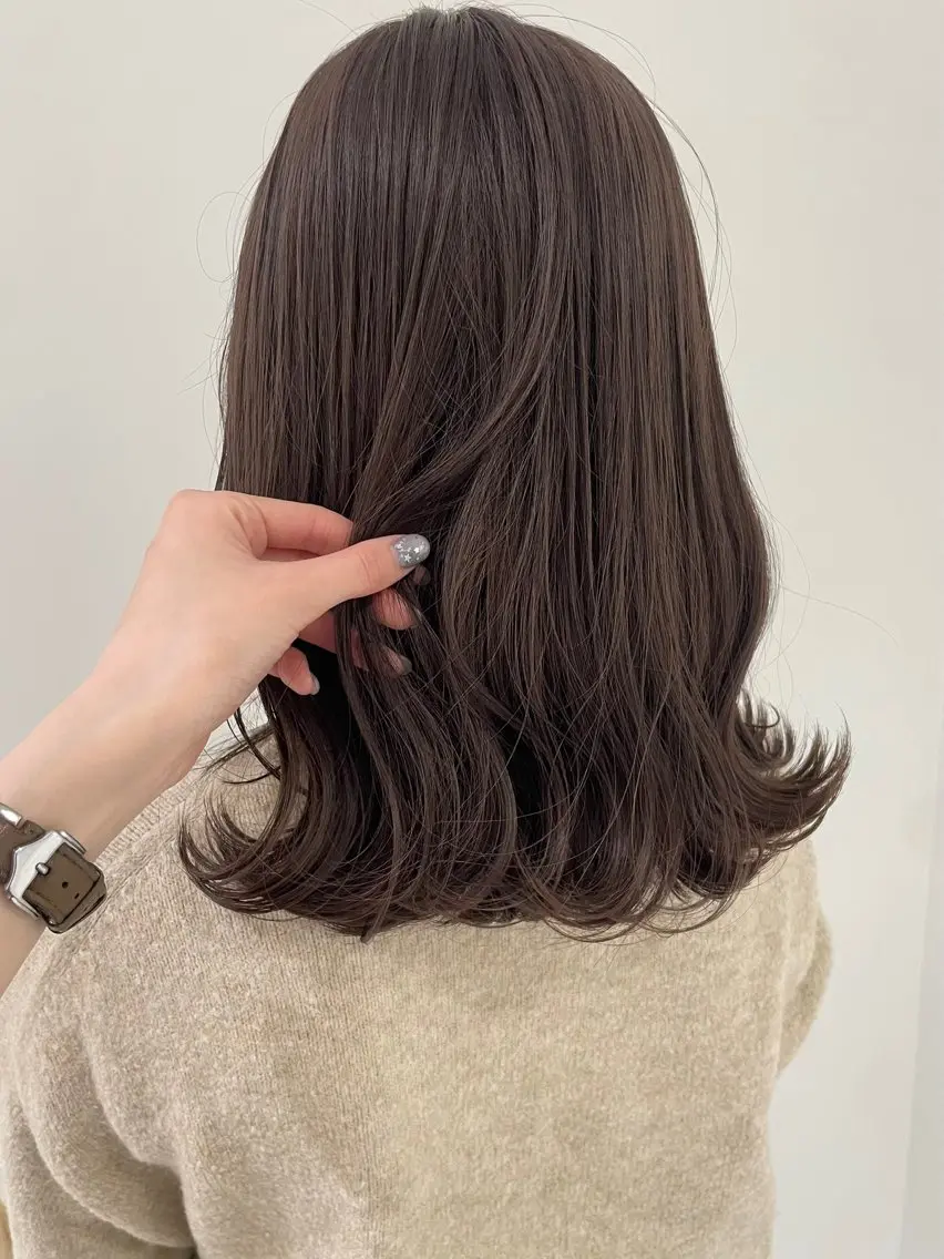 ミディアム ヘアカラー 🎟ブリーチなし/艶 /暖色🎀くるみのヘアスタイル