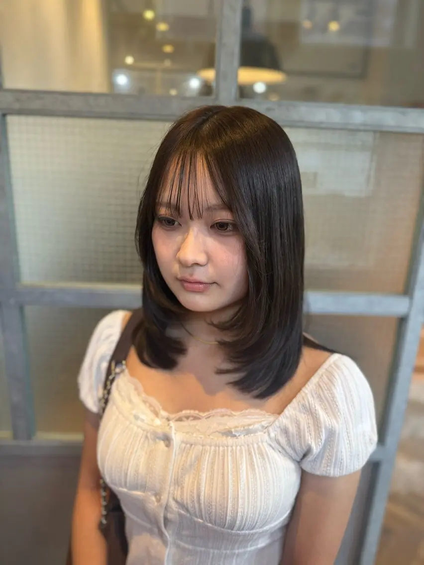 ミディアム カット ヘアカラー 🦕 kiito Runa 🦖のヘアスタイル