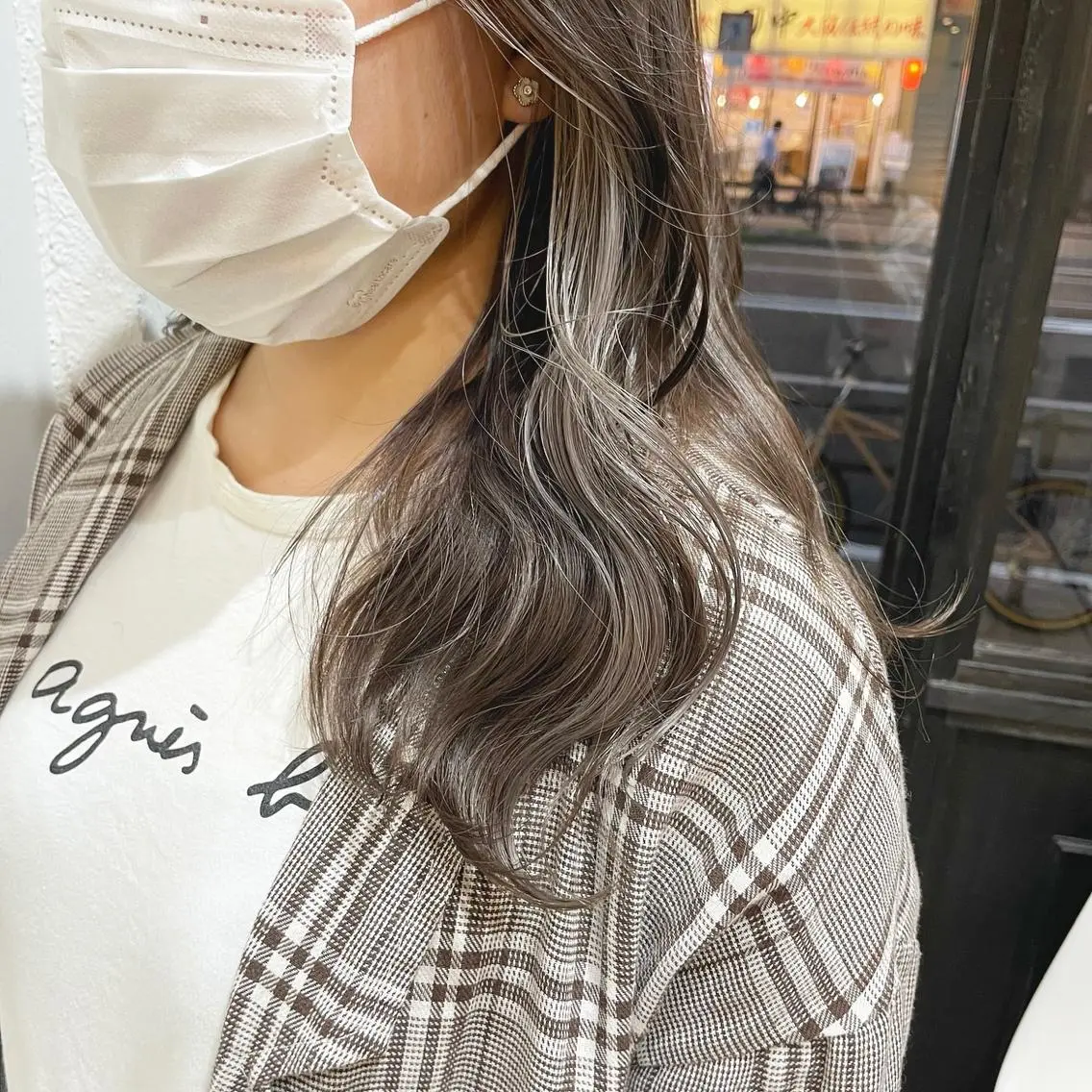セミロング ROMEO 京橋のヘアスタイル
