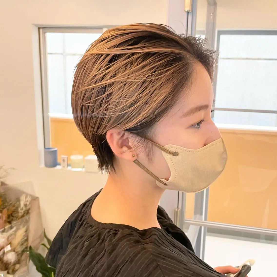 ショート カラー カット ヘアカラー トリートメント suvvy hairsalonのヘアスタイル
