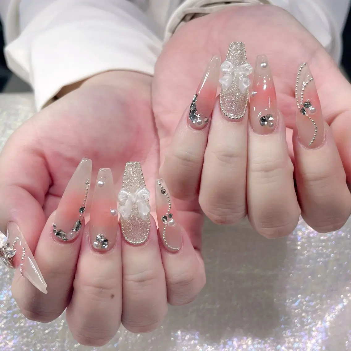 ネイル ハンドネイル Queens ひなのネイルデザイン