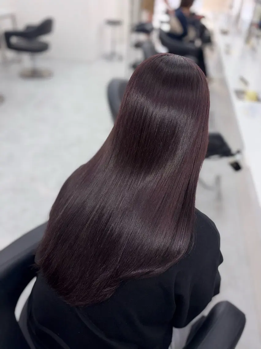 【ヘアケア𝐦𝐞𝐧𝐮♡】今話題の髪質改善トリートメント✨ストレートorコテ巻き仕上げ🩷の写真