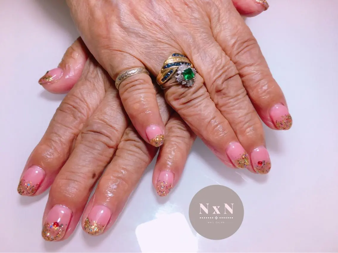 ネイル ラメ(グリッター) ピンク ハンドネイル nail salon N×Nのネイルデザイン